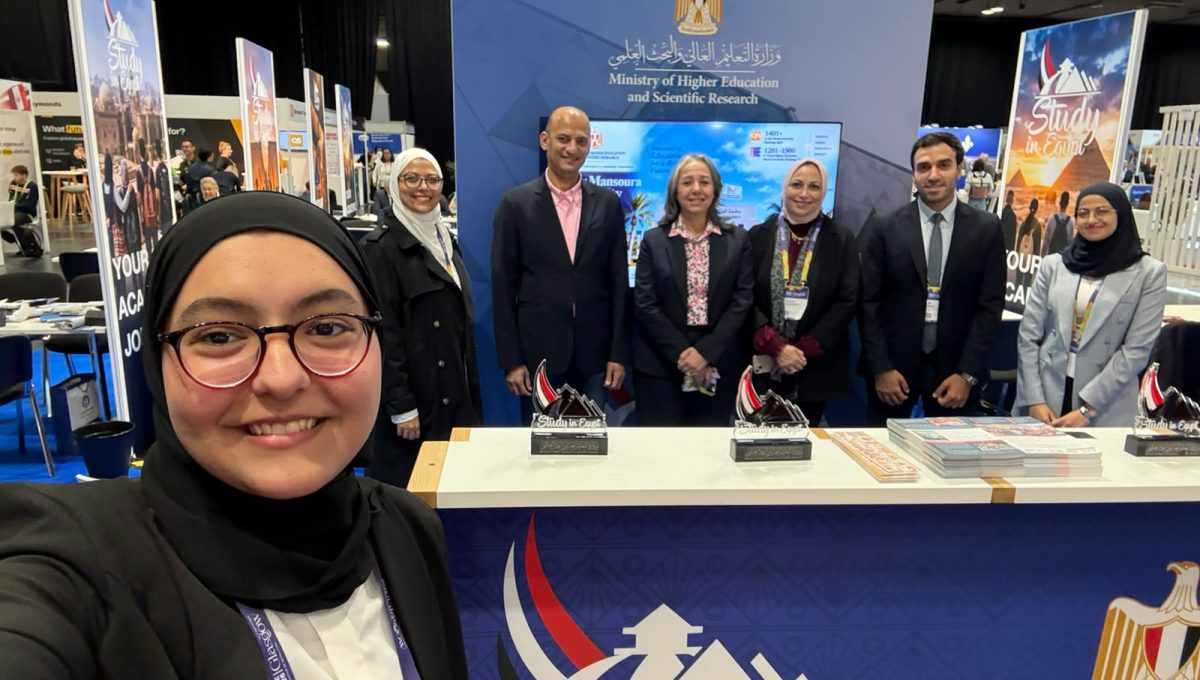 جامعة القاهرة الجديدة التكنولوجية تعزز حضورها الدولي بمشاركة طلابها في «EAIE 2026» ببريطانيا