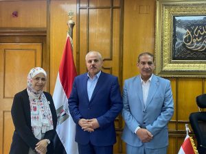 جامعة قناة السويس تبحث المشاركة في الدورة الرابعة