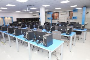IMG 20260918 WA0157 جامعة قناة السويس جامعة قناة السويس تستعد للعام الجديد بـ35 برنامجًا متميزًا.. و«فاتيل» بدرجة مزدوجة مع فرنسا لأول مرة موقع في الجامعة