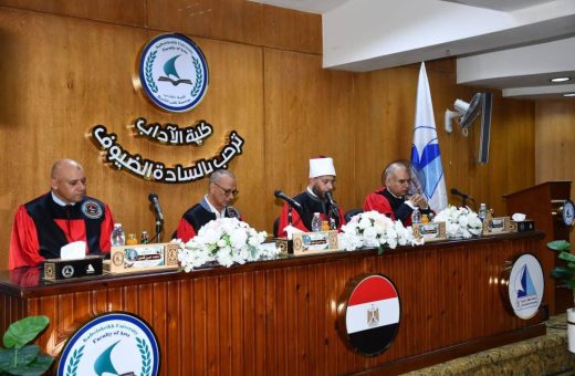 وزير الأوقاف من جامعة كفر الشيخ: العقلية النقدية أساس دراسة الحديث