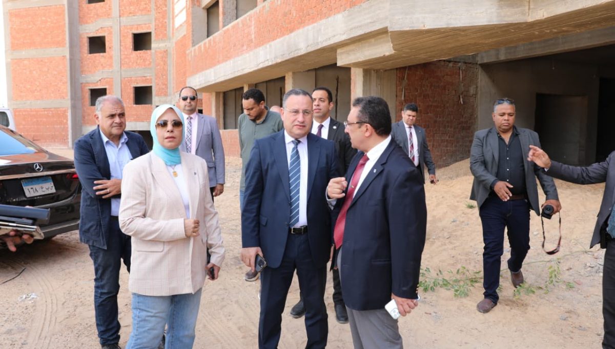 IMG 20260922 WA0040 قنصوة يتفقد فرع جامعة الإسكندرية ببرج العرب قنصوة يتفقد فرع جامعة الإسكندرية ببرج العرب ويكشف ملامح المدينة الجامعية الجديدة موقع في الجامعة