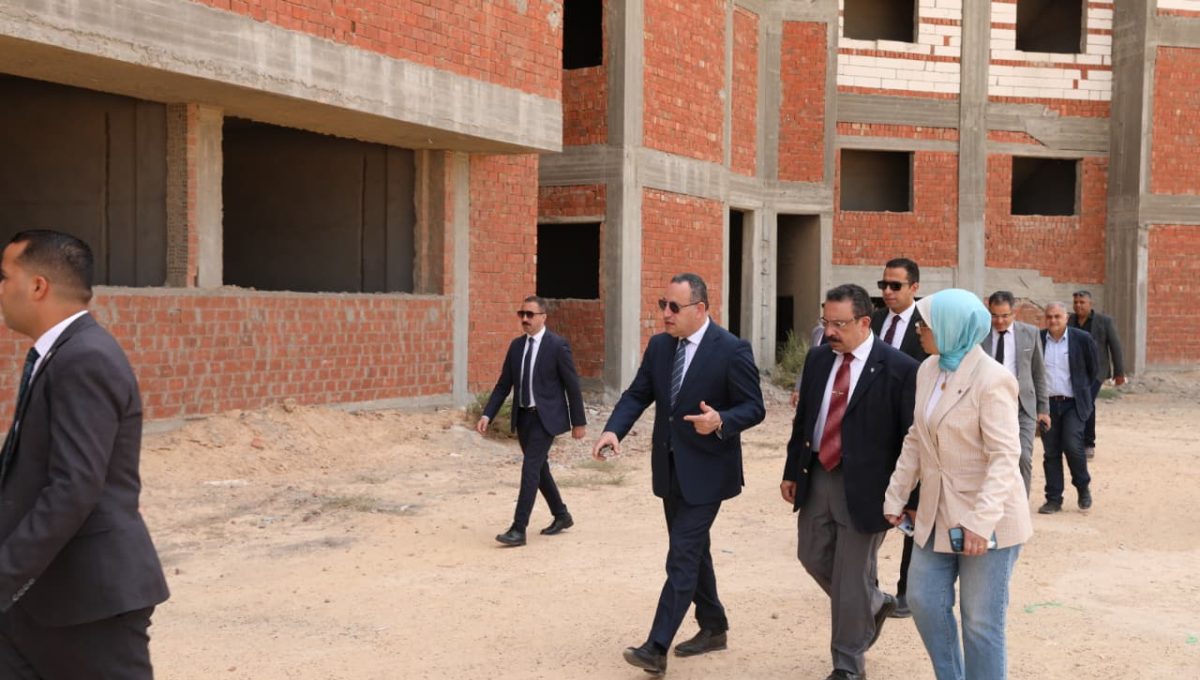 IMG 20260922 WA0045 تفاصيل خطة تطوير فرع جامعة الإسكندرية ببرج العرب مدينة جامعية ذكية وجامعات دولية ومستشفى.. تفاصيل خطة تطوير فرع جامعة الإسكندرية ببرج العرب موقع في الجامعة
