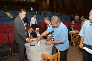انتخابات صندوق الزمالة بجامعة عين شمس.. 13 مرشحًا يتنافسون على عضوية مجلس الإدارة 4 انتخابات صندوق الزمالة بجامعة عين شمس
