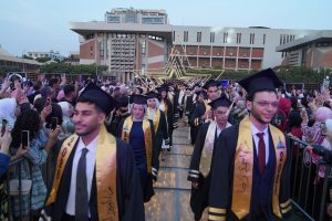 IMG 20260924 WA0024 هندسة عين شمس بحضور رئيس الجامعة.. هندسة عين شمس تحتفل بتخريج 1613 مهندسًا ومهندسة دفعة 2026 موقع في الجامعة