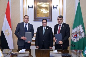 شراكة بين جامعة القاهرة ووزارة العدل لتقديم رعاية طبية