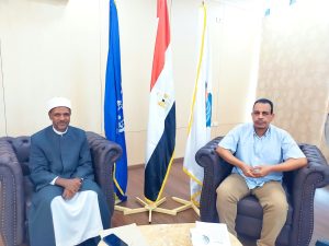 جامعة أسوان والأزهر يفتحان ملف التواصل الاجتماعي.. توعية الطلاب بالمخاطر والاستفادة من الإمكانات 2 جامعة أسوان والأزهر يفتحان ملف التواصل الاجتماعي