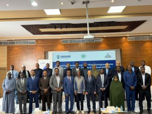 بعد تخريج 15 طبيبًا.. عين شمس تعزز تعاونها الأكاديمي مع جامعة الجزيرة بالصومال 2 عين شمس تعزز تعاونها الأكاديمي مع جامعة الجزيرة بالصومال