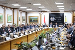 IMG 20260926 WA0059 وزير التعليم العالي يوجه الجامعات بـ5 ملفات جديدة وزير التعليم العالي يوجه الجامعات بـ5 ملفات جديدة.. تفاصيل اجتماع الأعلى للجامعات بجامعة المنيا موقع في الجامعة