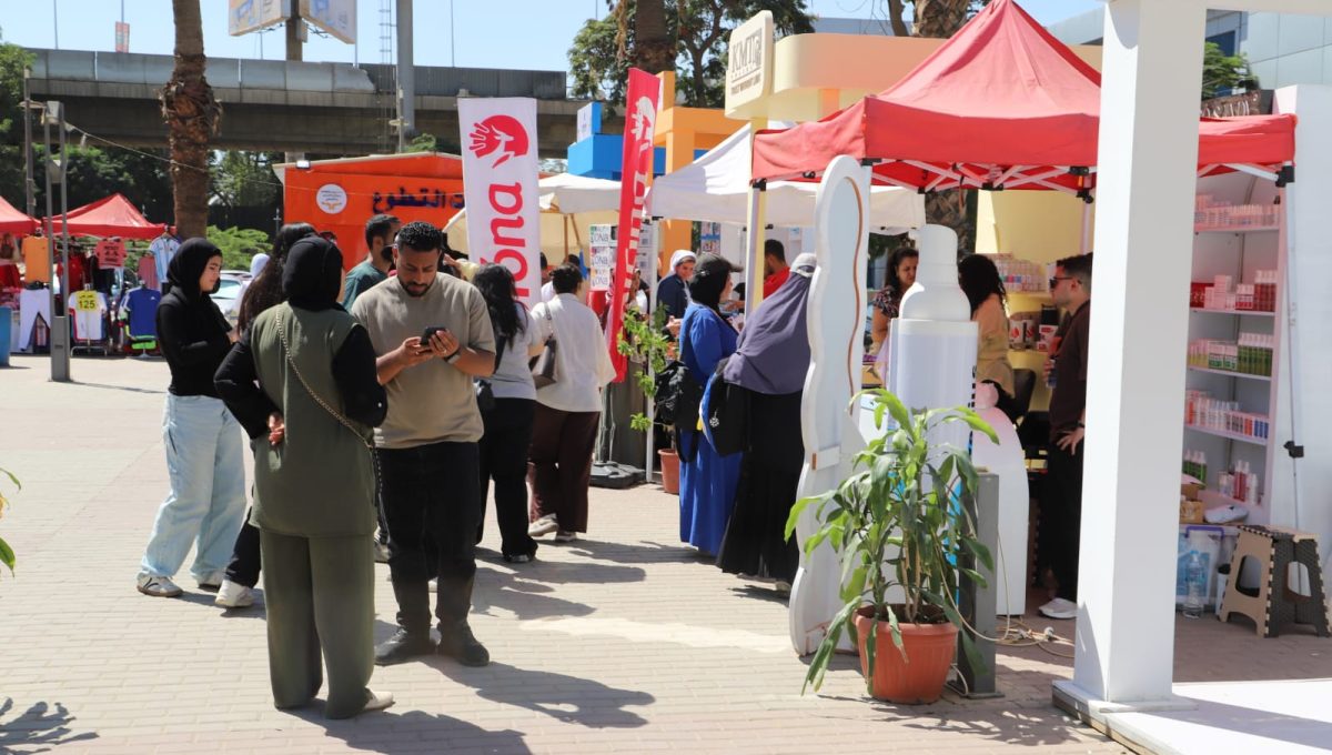 IMG 20260928 WA0173 انطلاق معرض الشركات المصرية بجامعة عين شمس انطلاق معرض «الشركات المصرية» بجامعة عين شمس لدعم الصناعة الوطنية موقع في الجامعة