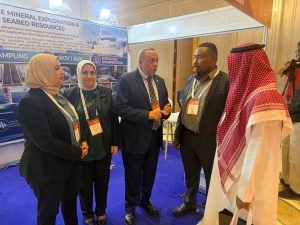 IMG 20260929 WA0061 علوم البحار يكشف تقنيات استكشاف الثروات البحرية علوم البحار يكشف تقنيات استكشاف الثروات البحرية في منتدى مصر للتعدين 2026 موقع في الجامعة