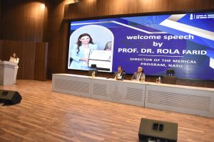 بداية الرحلة الطبية.. رئيس جامعة عين شمس يستقبل أول دفعة بكلية الطب الأهلية برسائل مهمة 2 IMG 20260930 WA0045 رئيس جامعة عين شمس يستقبل أول دفعة بكلية الطب الأهلية بداية الرحلة الطبية.. رئيس جامعة عين شمس يستقبل أول دفعة بكلية الطب الأهلية برسائل مهمة موقع في الجامعة