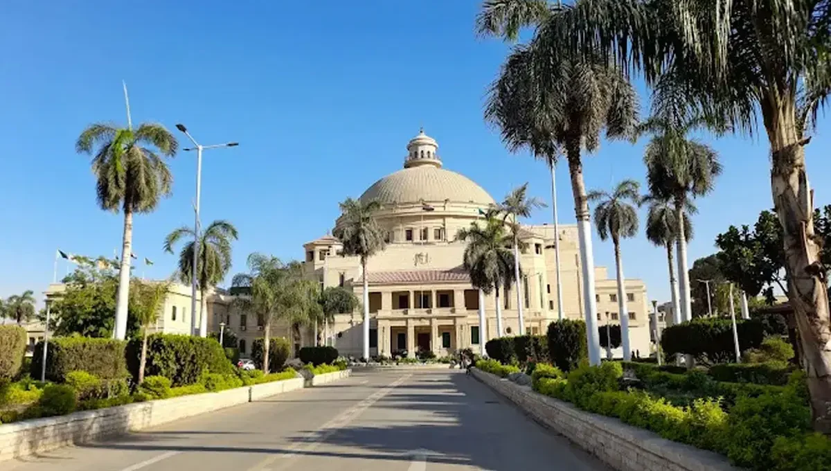 IMG 0762 وفاة طبيب امتياز تفاصيل وفاة طبيب امتياز داخل المدينة الجامعية لجامعة القاهرة موقع في الجامعة