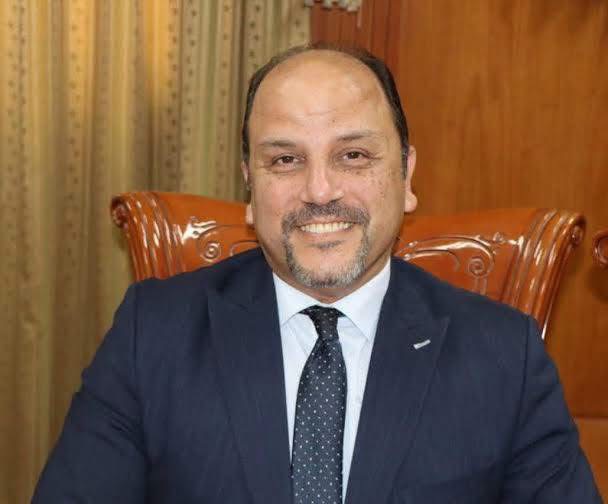 تكليف صلاح حجازي بمهام عميد طب الأسنان