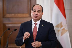     السيسي يوجه بتطوير تأهيل المعلمين