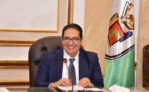 رئيس جامعة القاهرة يوضح خطة تحسين دخل أعضاء هيئة التدريس والعاملين خلال الفترة المقبلة