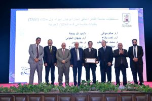 IMG 1540 رئيس جامعة القاهرة رئيس جامعة القاهرة: نواصل دعم المنظومة الطبية وتطوير إمكاناتها للارتقاء بالخدمات الصحية موقع في الجامعة