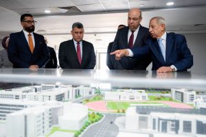 62 فدانًا و4000 طالب.. تفاصيل زيارة وزير الطيران لفرع الأكاديمية العربية بالعلمين 4 الأكاديمية العربية بالعلمين