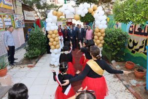 IMG 2083 محافظ المنوفية يتفقد مدارس قويسنا في أول يوم دراسي.. محافظ المنوفية يتفقد مدارس قويسنا ويقرر صرف 50 ألف جنيه لمدرسة متميزة موقع في الجامعة