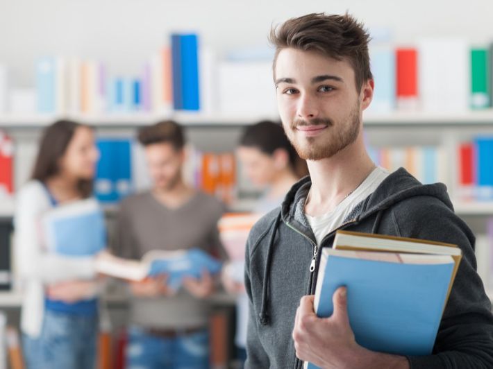 IMG 2213 1 طالب جامعي مثالي عايز تبقى طالب جامعي مثالي؟.. 17 صفة لازم تتحلى بيها موقع في الجامعة