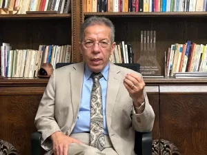 IMG 2219 نقيب الأطباء نقيب الأطباء يحذر: القبول بـ50% في بعض كليات الطب.. وطلاب STEM يواجهون صعوبات في الالتحاق موقع في الجامعة