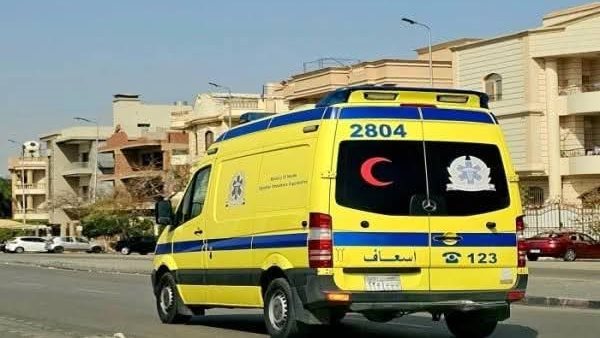 IMG 2744 انقلاب أتوبيس مدرسة دولية إصابة 18 طالبًا في انقلاب أتوبيس مدرسة دولية بطريق السويس موقع في الجامعة