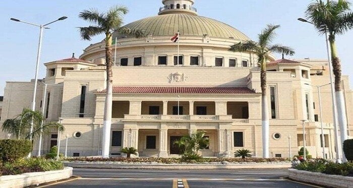 IMG 3139 الكوادر الإدارية بجامعة القاهرة 35 برنامجًا تدريبيًا ضمن «إتقان» لتأهيل الكوادر الإدارية بجامعة القاهرة موقع في الجامعة