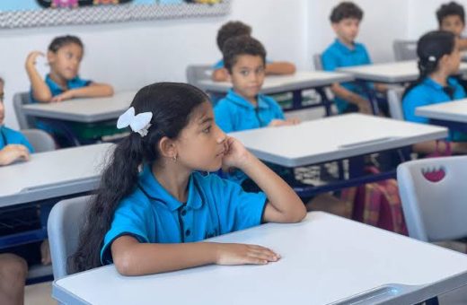 IMG 3319 التقديم للعمل بنظام معلمي الحصة مصروفات المدارس 2026-2027.. تفاصيل رسوم الحكومية والرسمية للغات موقع في الجامعة