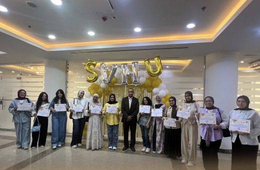 IMG 3323 رسالة دكتوراه بجامعة العاصمة قبل بدء الدراسة.. ألسن جنوب الوادي تقدم إرشادات للطلاب الجدد ببرنامج اللغة الفرنسية موقع في الجامعة
