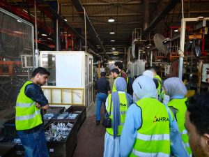 IMG 3459 القاهرة الجديدة التكنولوجية بالصور.. طلاب «القاهرة الجديدة التكنولوجية» في جولة داخل مصنع الجيوشي موقع في الجامعة