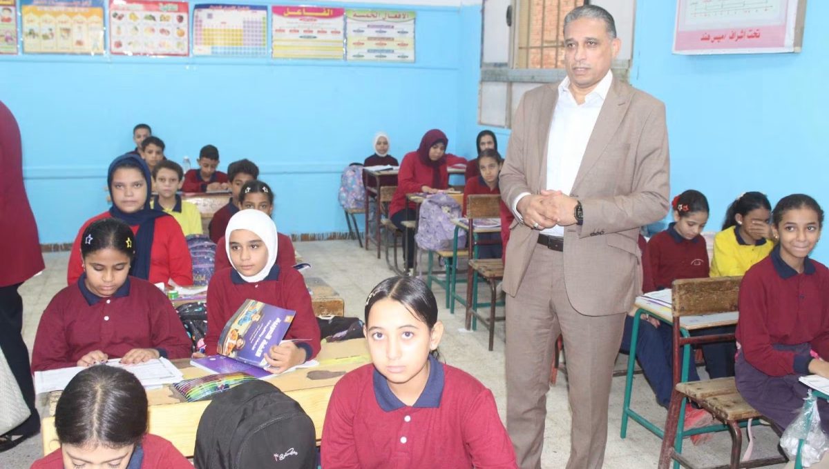 IMG 3472 تعليم الجيزة تعليم الجيزة توجه المدارس بمتابعة الغياب وتفعيل الحصص الدراسية موقع في الجامعة
