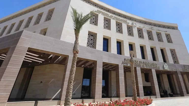 IMG 3510 تفعيل لائحة الانضباط بالمدارس المديريات التعليمية تشدد على تفعيل لائحة الانضباط بالمدارس موقع في الجامعة