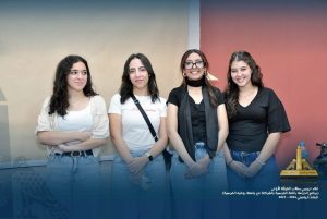 IMG 3627 تجارة عين شمس تجارة عين شمس تستقبل طلاب الشعبة الفرنسية بالتعاون مع جامعة بواتيه موقع في الجامعة