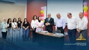 IMG 3628 تجارة عين شمس تجارة عين شمس تستقبل طلاب الشعبة الفرنسية بالتعاون مع جامعة بواتيه موقع في الجامعة