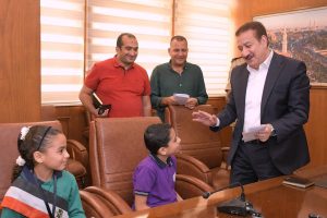 محافظ بورسعيد يكرّم الطلاب