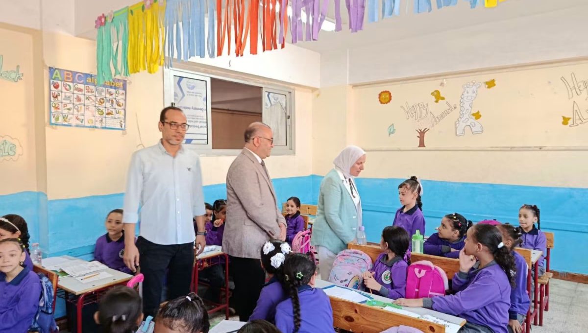 IMG 3982 وصول التغذية المدرسية للطلاب مدير تعليم القاهرة تشدد على انتظام وصول التغذية المدرسية للطلاب موقع في الجامعة