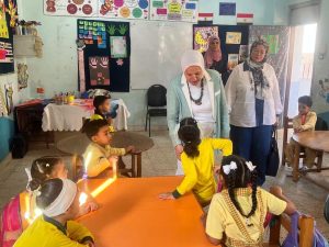 IMG 3985 وصول التغذية المدرسية للطلاب مدير تعليم القاهرة تشدد على انتظام وصول التغذية المدرسية للطلاب موقع في الجامعة