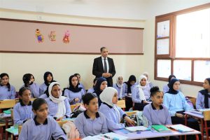 IMG 4090 الطلاب المتعثرين بمدارس الهرم القراءة والكتابة والحساب.. توجيهات جديدة لرعاية الطلاب المتعثرين بمدارس الهرم موقع في الجامعة