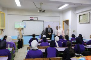 IMG 4091 الطلاب المتعثرين بمدارس الهرم القراءة والكتابة والحساب.. توجيهات جديدة لرعاية الطلاب المتعثرين بمدارس الهرم موقع في الجامعة