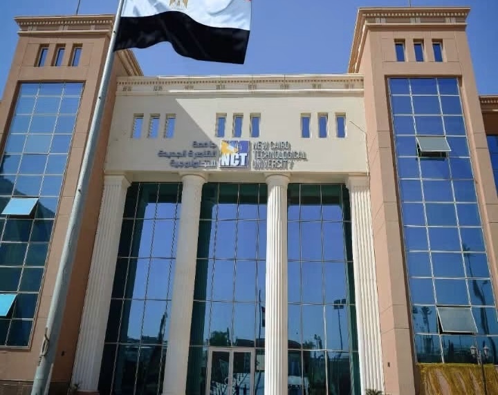 IMG 4115 جامعة القاهرة الجديدة التكنولوجية إنجاز بحثي دولي.. جامعة القاهرة الجديدة التكنولوجية تنشر بحثًا في أمن الأنظمة الروبوتية موقع في الجامعة