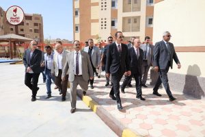 IMG 4122 محافظ سوهاج محافظ سوهاج: مدرسة STEM تعكس اهتمام الدولة بدعم الطلاب المتفوقين موقع في الجامعة
