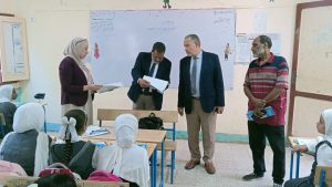 IMG 4238 مدير تعليم أسيوط مدير تعليم أسيوط يختبر الطلاب في القراءة والكتابة ويوجه بتكثيف البرامج العلاجية موقع في الجامعة