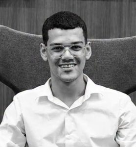 IMG ٢٠٢٦٠٩٠١ ٢٣٥٠١٢ وفاة الطالب يوسف محمد طلعت وفاة الطالب يوسف محمد طلعت بكلية الأعمال بجامعة المنصورة الجديدة موقع في الجامعة