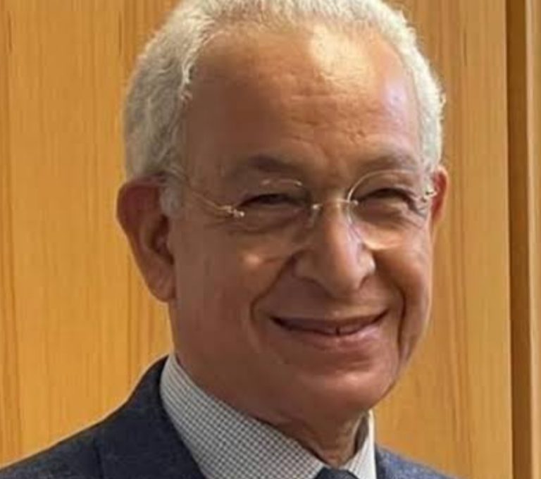 الدكتور هاني هلال