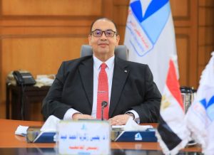 رئيس جامعة كفر الشيخ يكافئ العاملين بـ1500 جنيه تقديرًا لجهودهم الاستثنائية 4 رئيس جامعة كفر الشيخ يكافئ العاملين بـ1500 جنيه