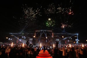 غدًا.. CIC تحتفل بتخريج الدفعة الـ19 وتمنح رانيا المشاط الدكتوراه الفخرية 2 a8cff84c 0cbe 4897 bd40 73c84add72b4 CIC تحتفل بتخريج الدفعة الـ19 غدًا.. CIC تحتفل بتخريج الدفعة الـ19 وتمنح رانيا المشاط الدكتوراه الفخرية موقع في الجامعة