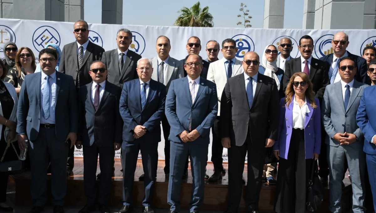 b5dbca2b 7534 41c5 b58f c9b6da079b4c بوصلة الأنشطة بتجمعنا جامعة العاصمة تطلق العام الجامعي 2026/2027 بفعاليات «بوصلة الأنشطة بتجمعنا» موقع في الجامعة