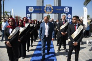d527728f 0ed2 4df4 ab0a 3ada8f58e2e6 بوصلة الأنشطة بتجمعنا جامعة العاصمة تطلق العام الجامعي 2026/2027 بفعاليات «بوصلة الأنشطة بتجمعنا» موقع في الجامعة
