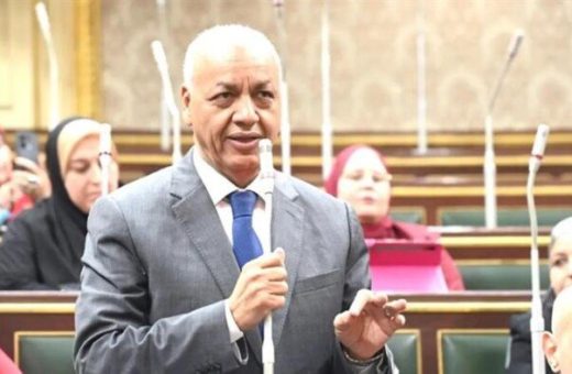مصطفى بكري يتقدم بمشروع قانون لزيادة رواتب أعضاء هيئة التدريس
