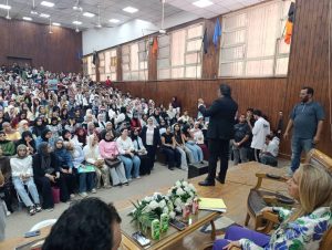 f152e482 6da9 4c7e 8d4a 281036c40795 آداب عين شمس تستقبل الطلاب الجدد «اسأل العميدة».. آداب عين شمس تستقبل الطلاب الجدد للعام الجامعي الجديد موقع في الجامعة