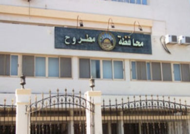 معلمون مطروح يوجهون استغاثة لحل ازمتهم من الانتداب